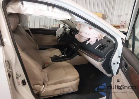 2016 Subaru Outback 2.5I Limited z USA, uszkodzony, nr VIN 4S4BSBNC9G3273234